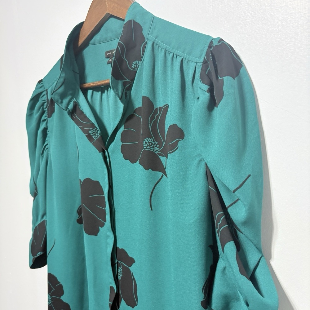 Ann Taylor Blouse Womens L Teal Black Floral Puff Sleeve Button Front Career - Picture 4 of 8